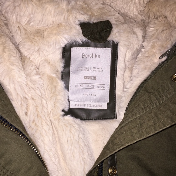 NWOT XS Parka With Faux Fur - Picture 3 of 7